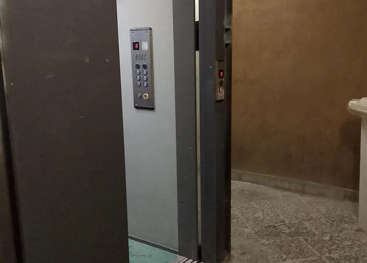 Mary House Napoli Centro Appartement