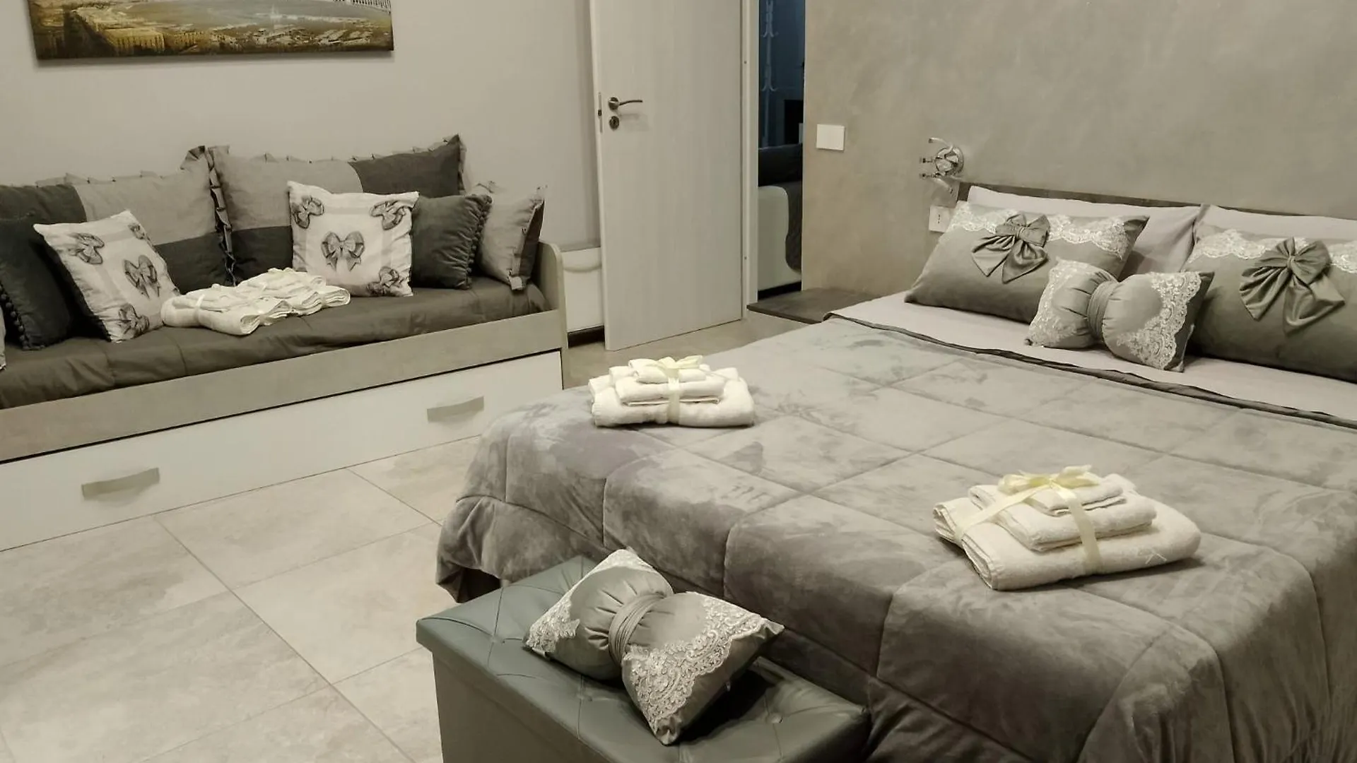 Mary House Napoli Centro Appartement